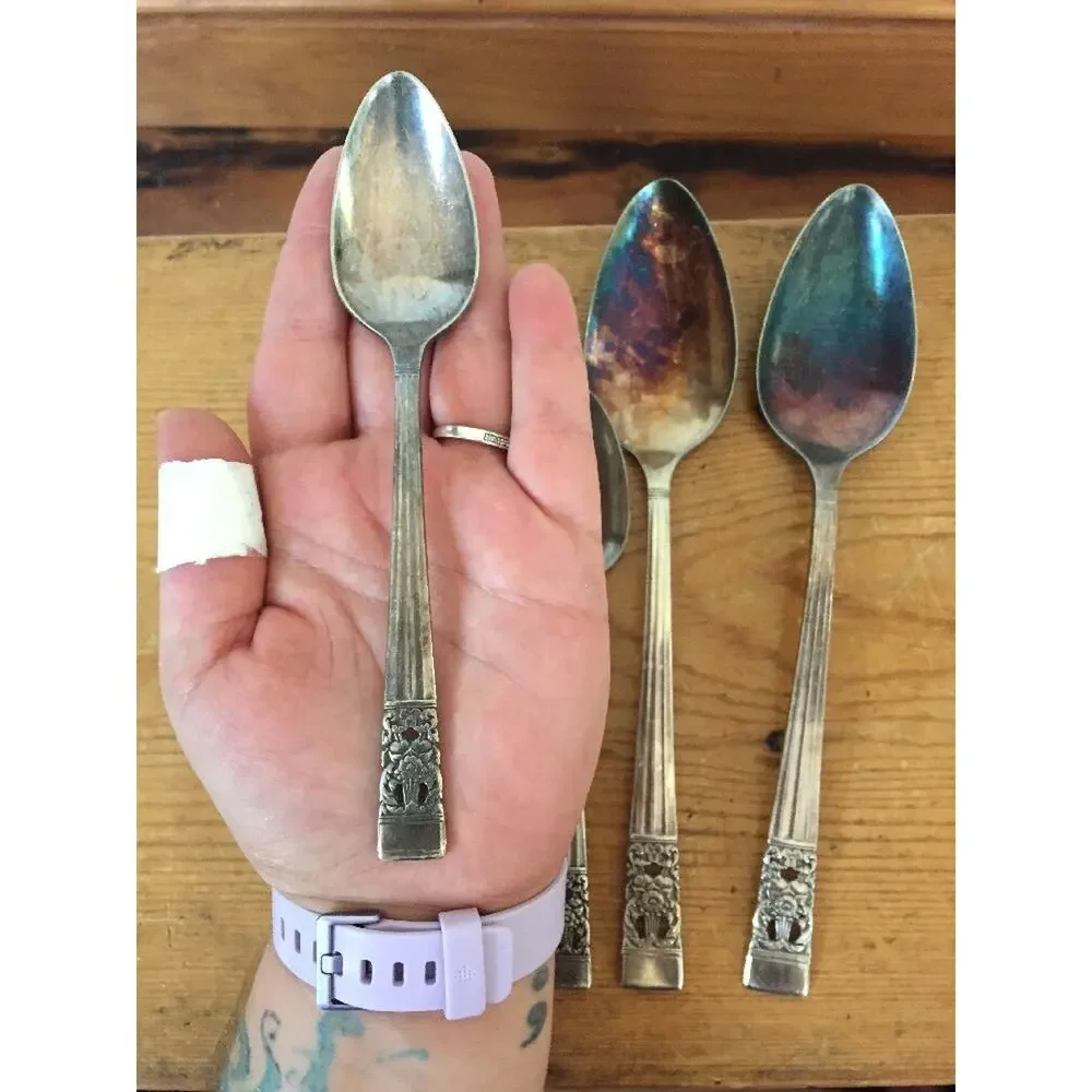 Lot 4 Vtg ONEIDA Community Plate Silverplate Flatware Serving Tea Spoons